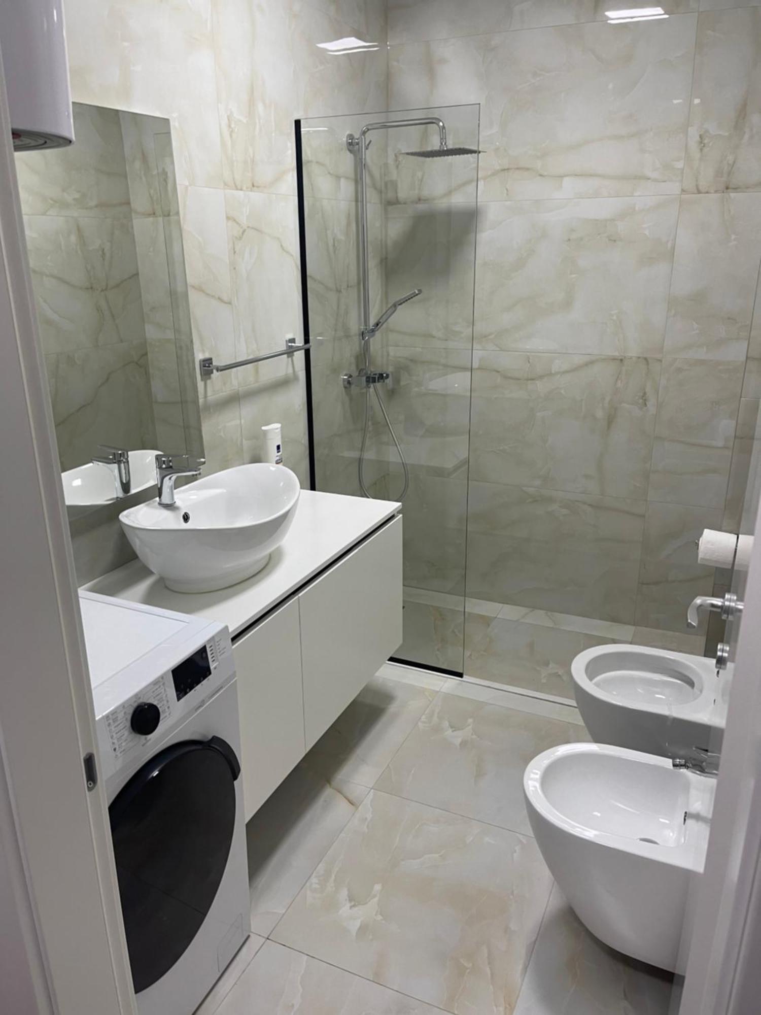 New Bazaar, Grand Apartment Tirana Exterior photo